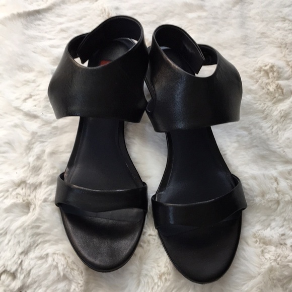 Shoes - ❤️VIALIS❤️LADIES sling back size 39 euro